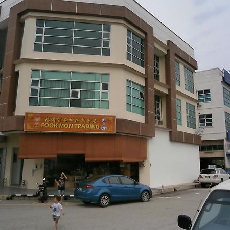 F.M Guesthouse Kampong Darat Tanah Puteh Buitenkant foto